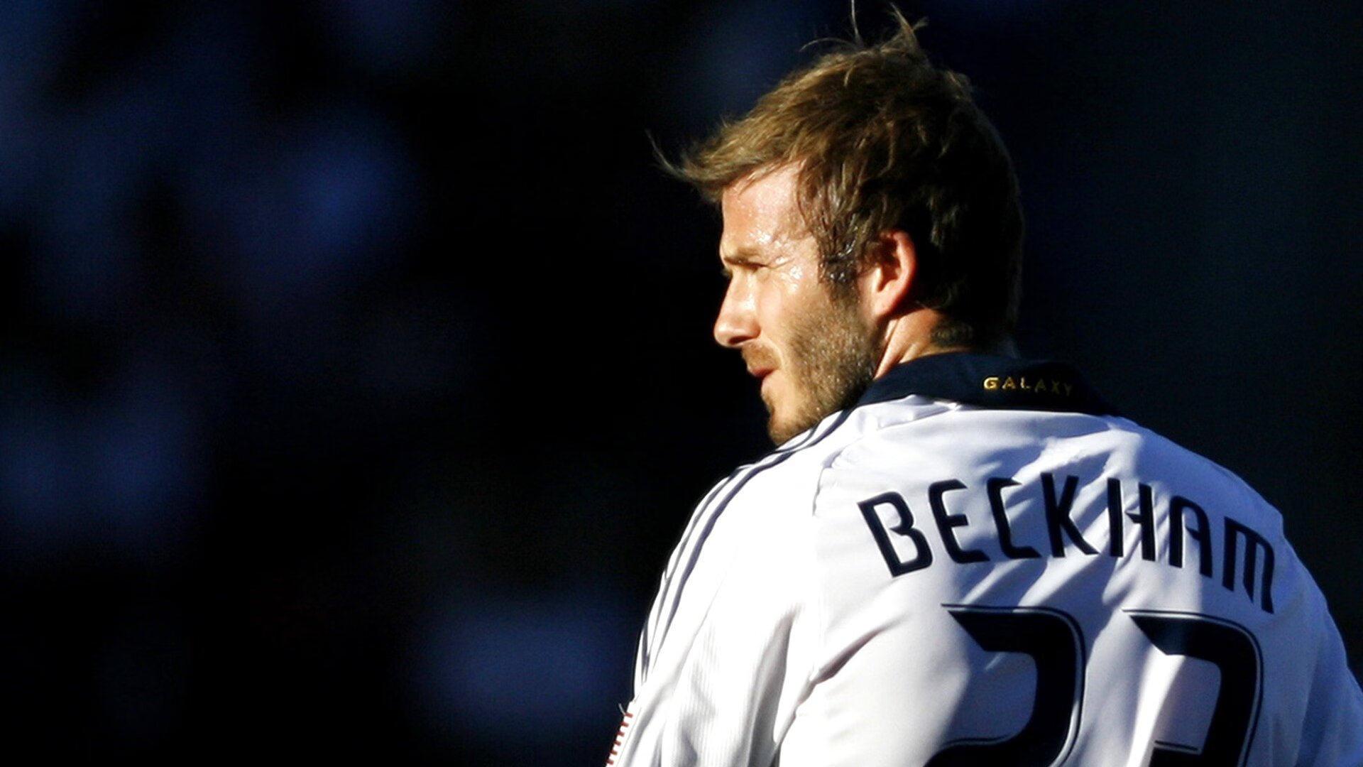 “天王级对决，联盟最强投手面对爆发的超级击球手”